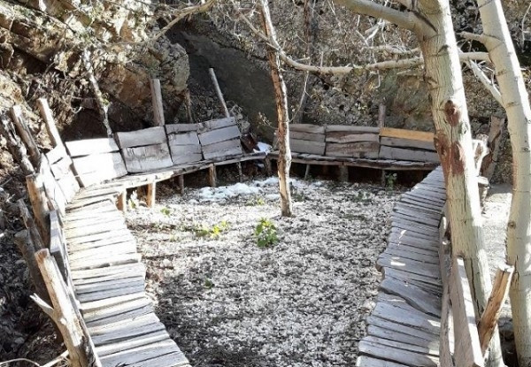 مهمانپذیر ارگ سنگی سنگان