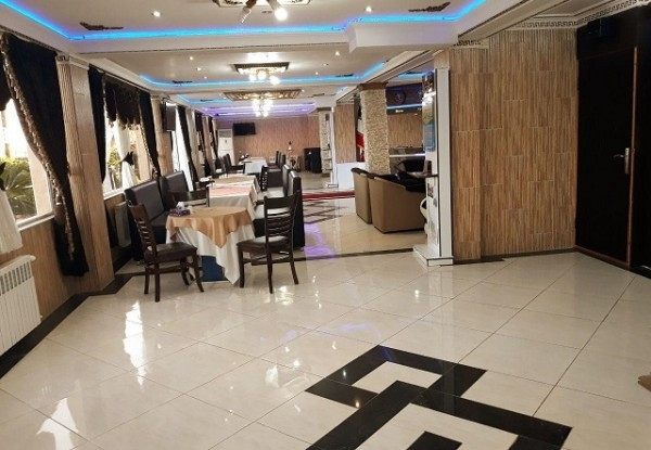هتل دریاکنار