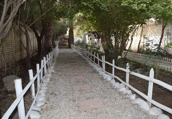 هتل باغ معین