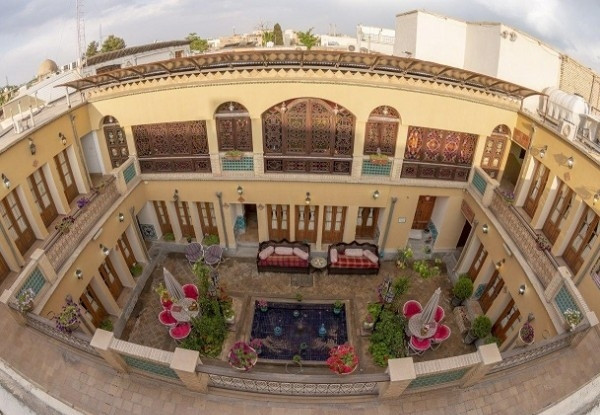 هتل سنتی طلوع خورشید