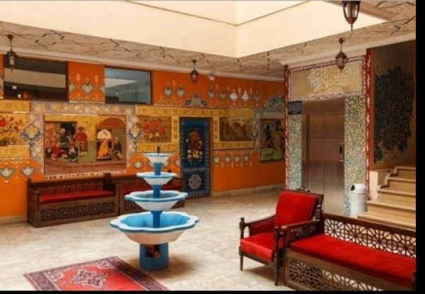 هتل سنتی ابن سینا