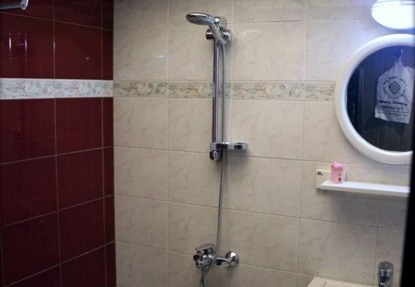 هتل آپارتمان هشت بهشت
