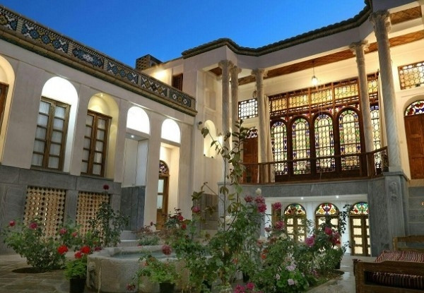 هتل ایروانی