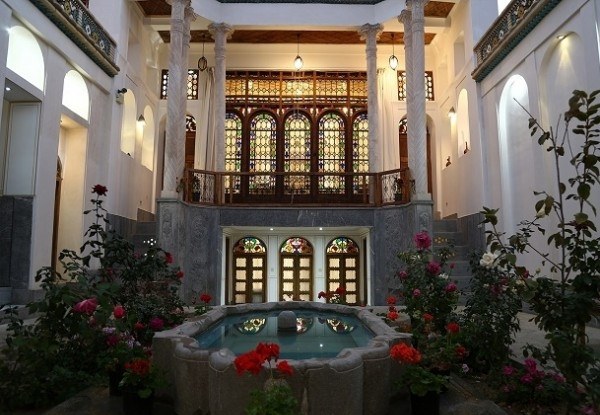 هتل ایروانی