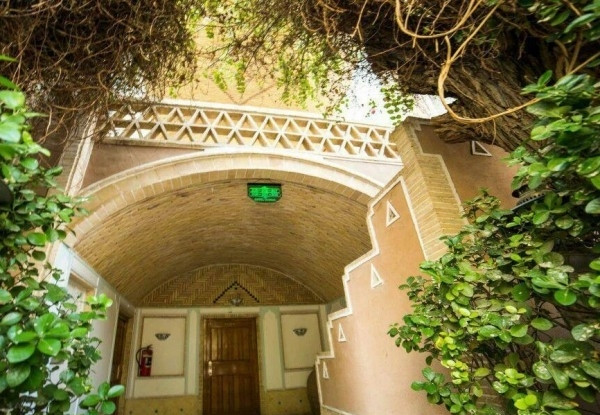 هتل مشیرالممالک