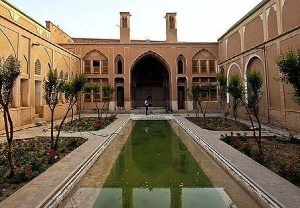 هتل خانه عامری ها