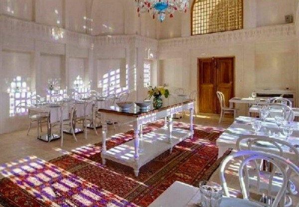 هتل منوچهری