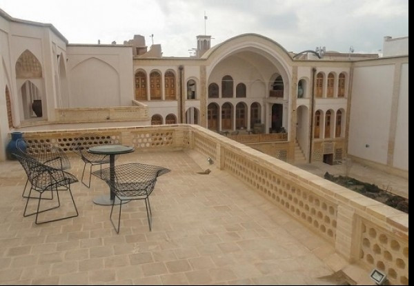 هتل منوچهری
