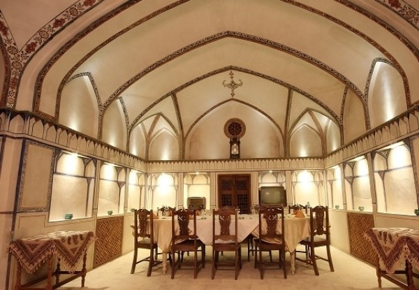 هتل مهینستان راهب