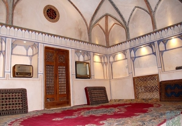 هتل مهینستان راهب