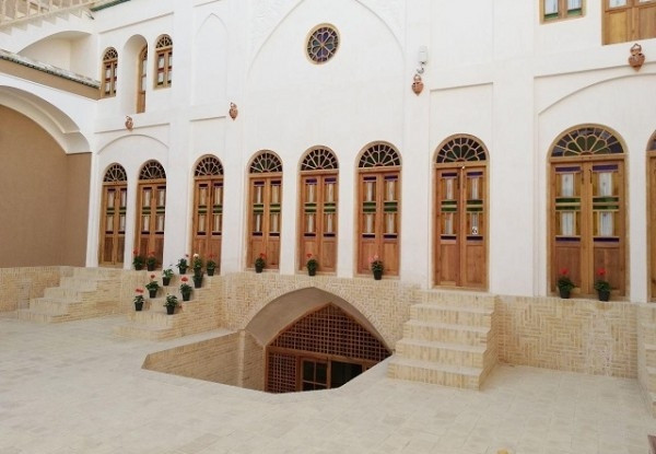 هتل خانه پارسی