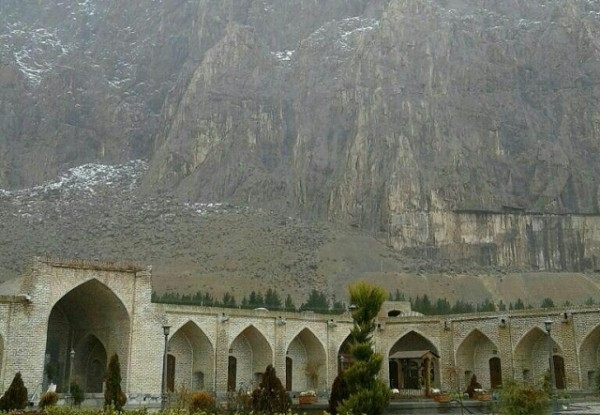 هتل لاله بیستون