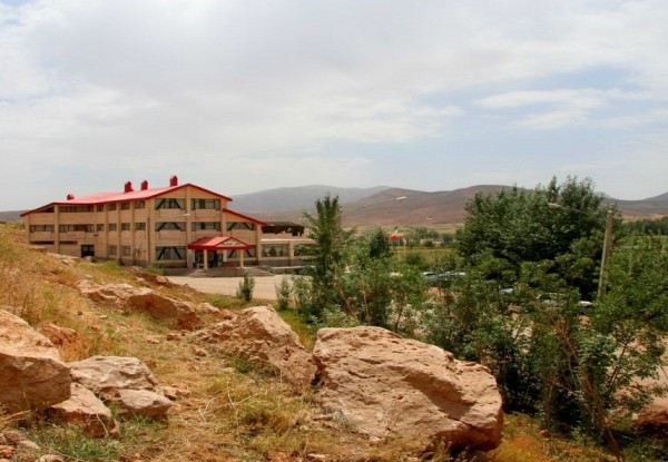 هتل کوهرنگ