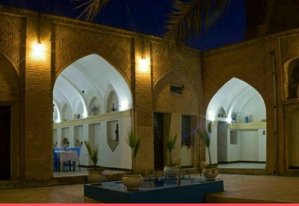 هتل سنتی سرابی