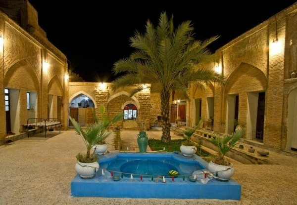 هتل سنتی سرابی