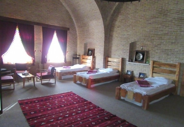 هتل کاروانسرای یام