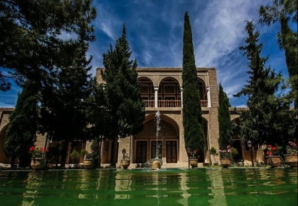 هتل ایوان