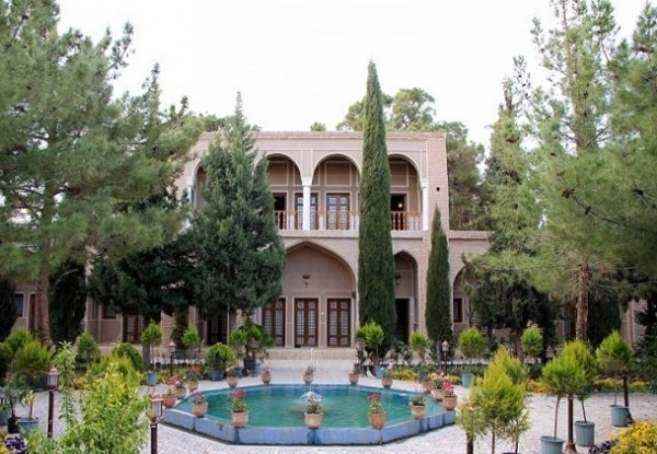هتل ایوان