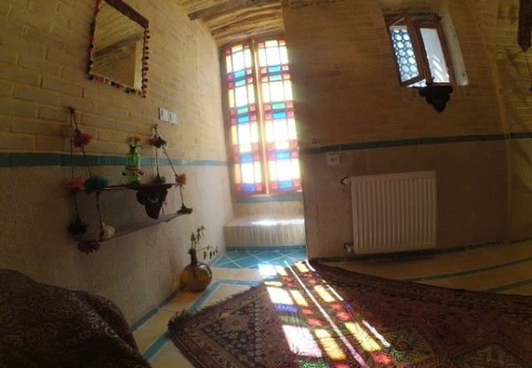 هتل عمارت هفت رنگ