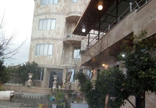 هتل باغ سرهنگ