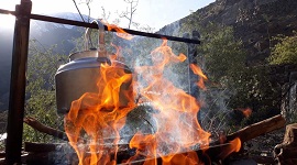 مهمانپذیر ارگ سنگی سنگان