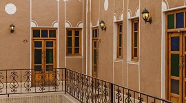 مهمانپذیر سرای کهن
