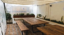 مهمانپذیر حراتیج