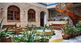 هتل درباری