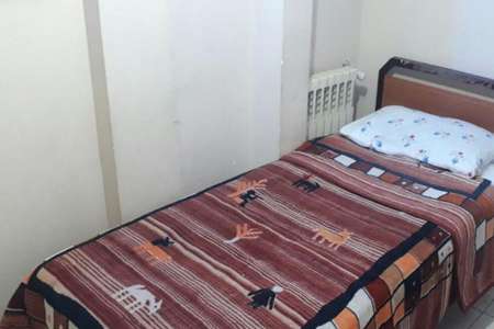 مهمانپذیر ناصری