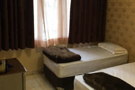 مهمانپذیر ناصری