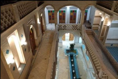 هتل سنتی انار