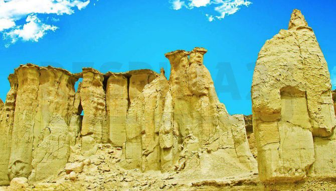 تندیس های قشم