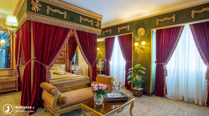 نمای یکی از اتاق های سلطننتی هتل پنج ستاره قصر مشهد