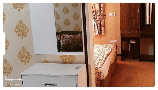فضای داخلی اتاق دو نفره هتل تعطیلات مشهد