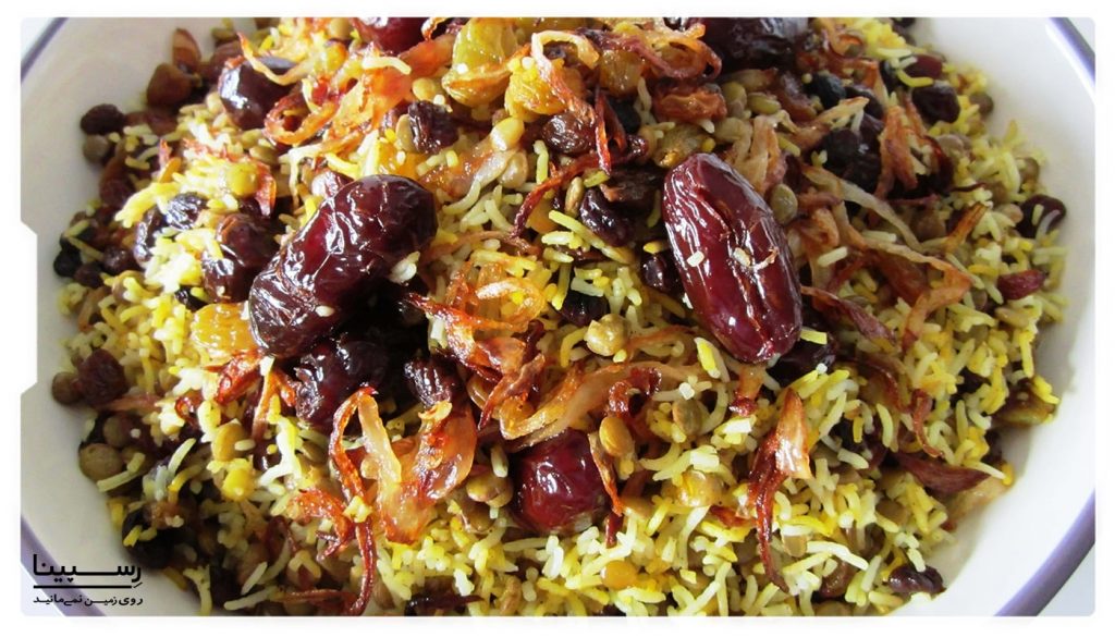 خرما پلو، از غذا های اصیل اهواز در افطاری