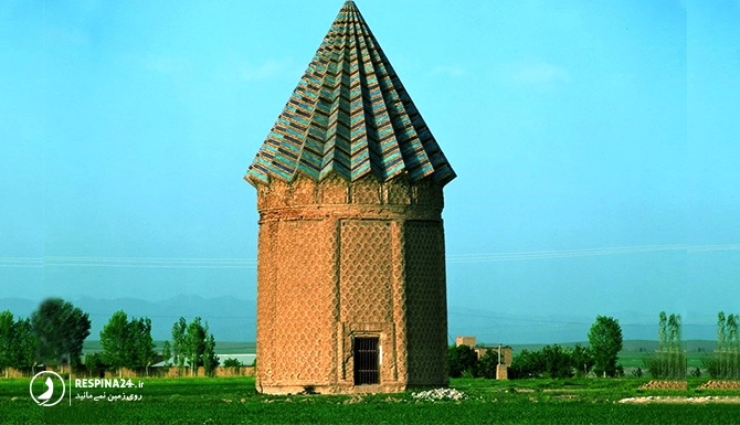 برج اخنگان از مکان های تاریخی و دیدنی اطراف مشهد 