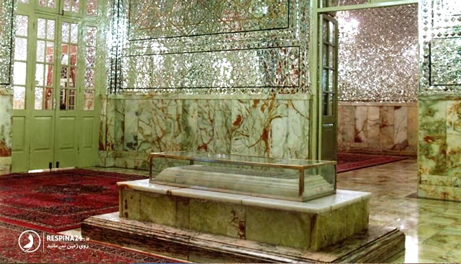 آرامگاه شیخ بهایی از مکان های تاریخی مشهد مقدس