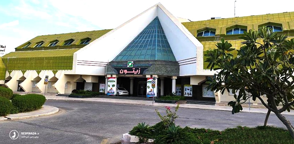 تصویری از ورودی مرکز خرید زیتون در کیش