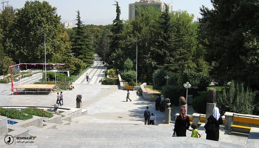 ورودی اصلی پارک ملت تهران