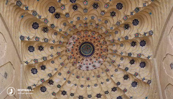 نمای سقف داخلی مسجد عتیق