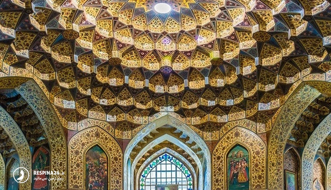 نمای داخلی موزه پارس با سقف طراحی شده