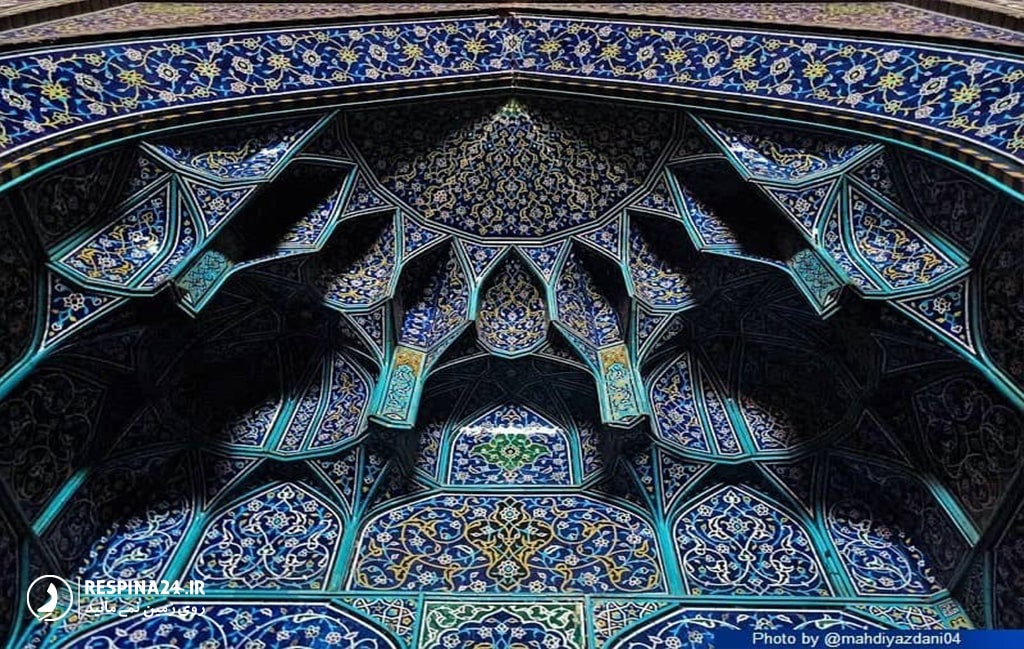 مقرنس کاری محراب مسجد شیخ لطف الله