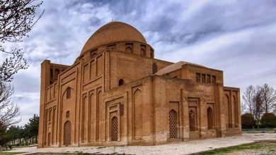 گنبد هارونیه مشهد