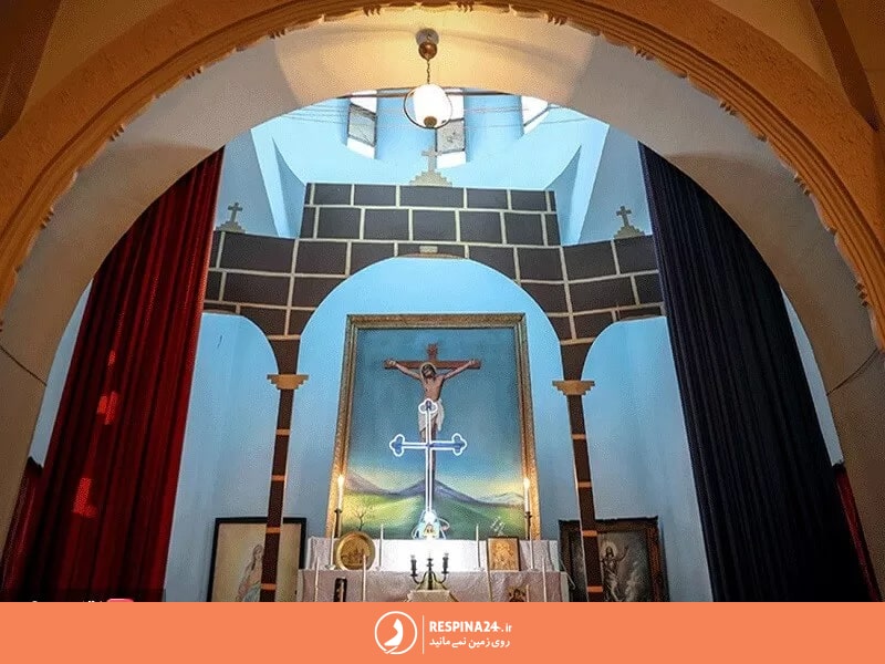 تصویر داخل کلیسای مسروپ مقدس