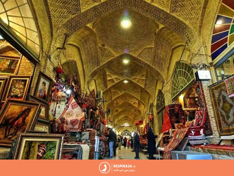 نمایی از مغازه های تابلو فرش فروشی های بازار وکیل شیراز